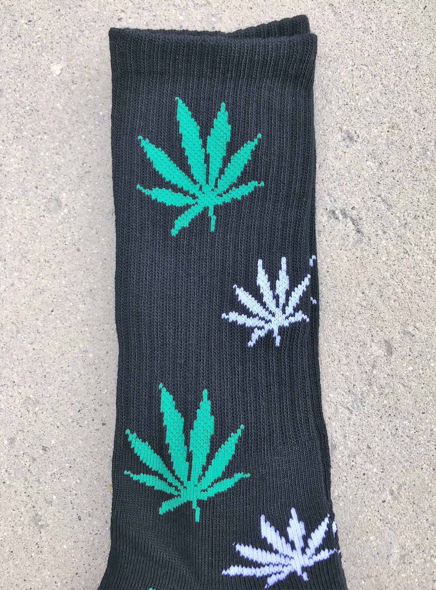 Unisex Mad Toro Socks Black with Green & White Leaves - 1 Pair